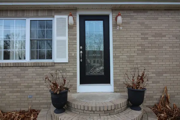 24 Greenfield Road, Westport, MA 02790