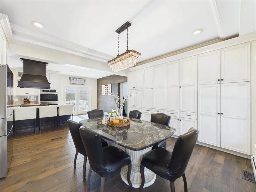 6 Angel Ct, Westport, MA 02790 - #2