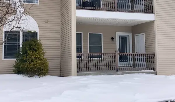 216 Reservoir St #107, Holden, MA 01520