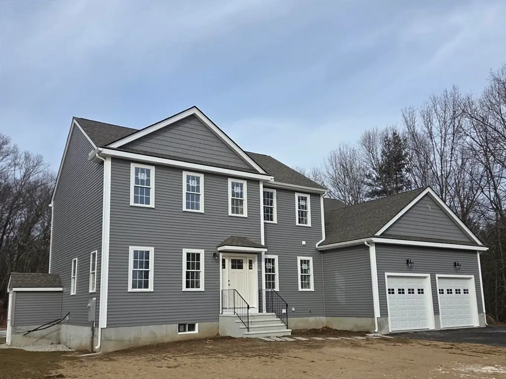 138 Elm St, Uxbridge, MA 01569 - #1