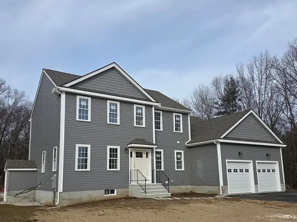 138 Elm St, Uxbridge, MA 01569