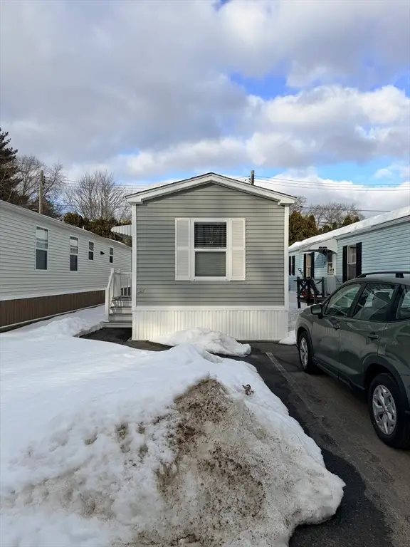 1044 Phillips Rd #25, New Bedford, MA 02745 - #2