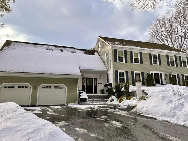 4 Rachaels Lane, Duxbury, MA 02332