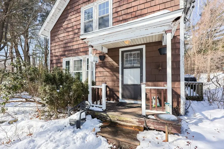 14 Leonard Ln, Holbrook, MA 02343 - #2
