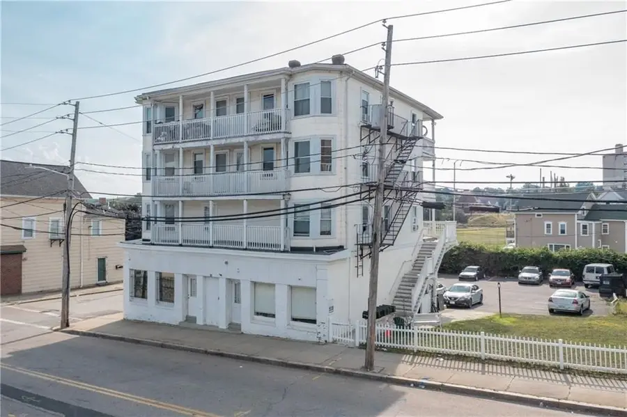 60 Rathbun St, Woonsocket, RI 02895 - #2