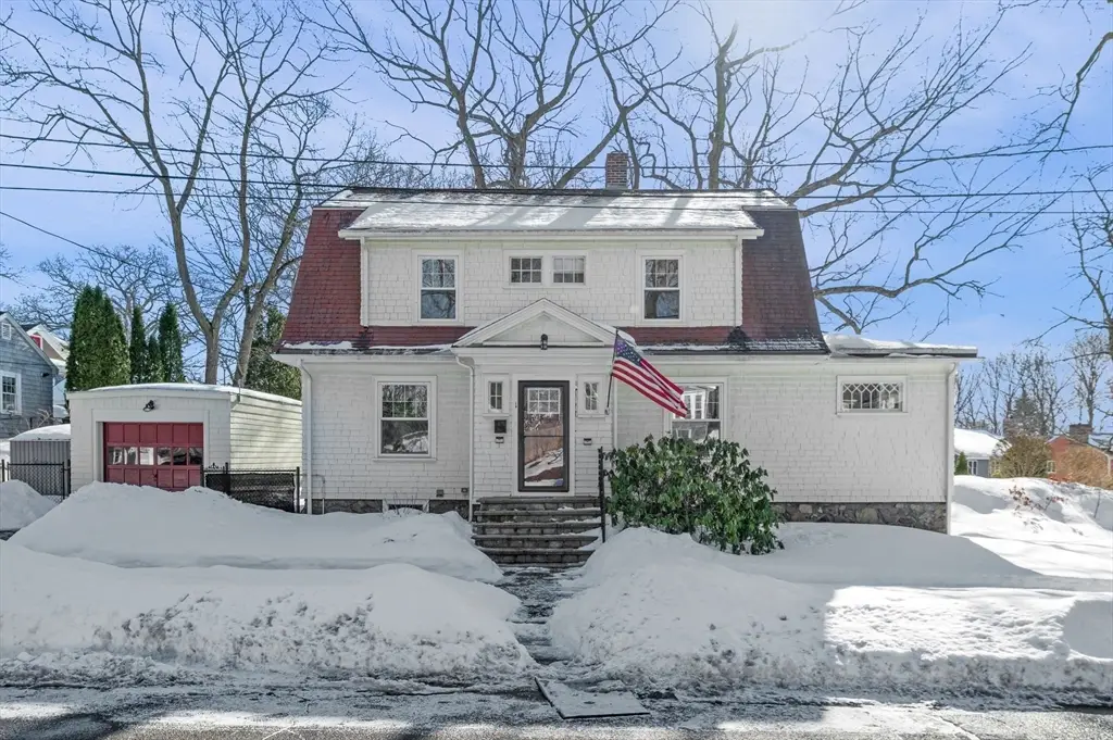 1 Bond Street, Swampscott, MA 01907 - #1