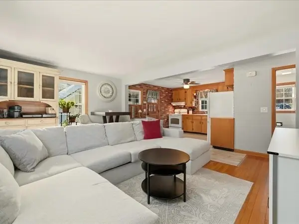 720 Thacher St, Attleboro, MA 02703