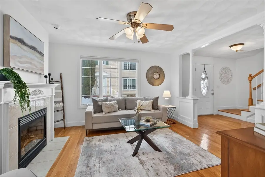 12 Chester St #D, North Reading, MA 01864 - #3