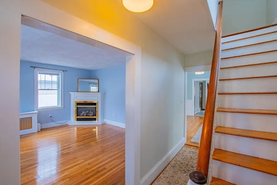 49 Greenhood St, Dedham, MA 02026 - #3