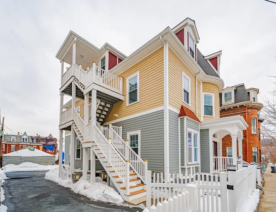 24 Tudor St, Chelsea, MA 02150 - #2