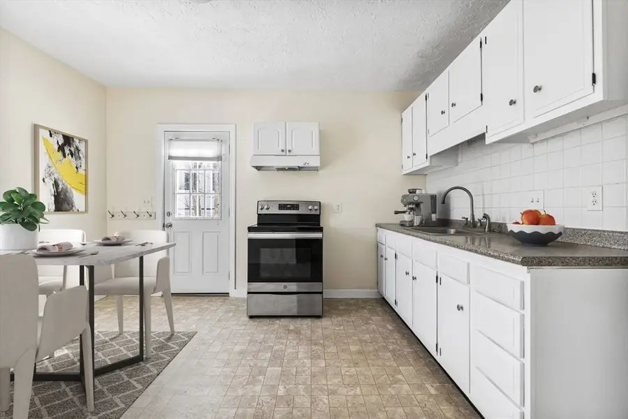 9 Henry St #9, Belmont, MA 02478 - #3