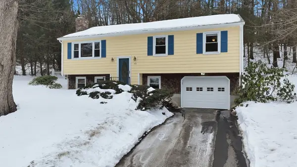 65 Old Farm Rd, Westfield, MA 01085