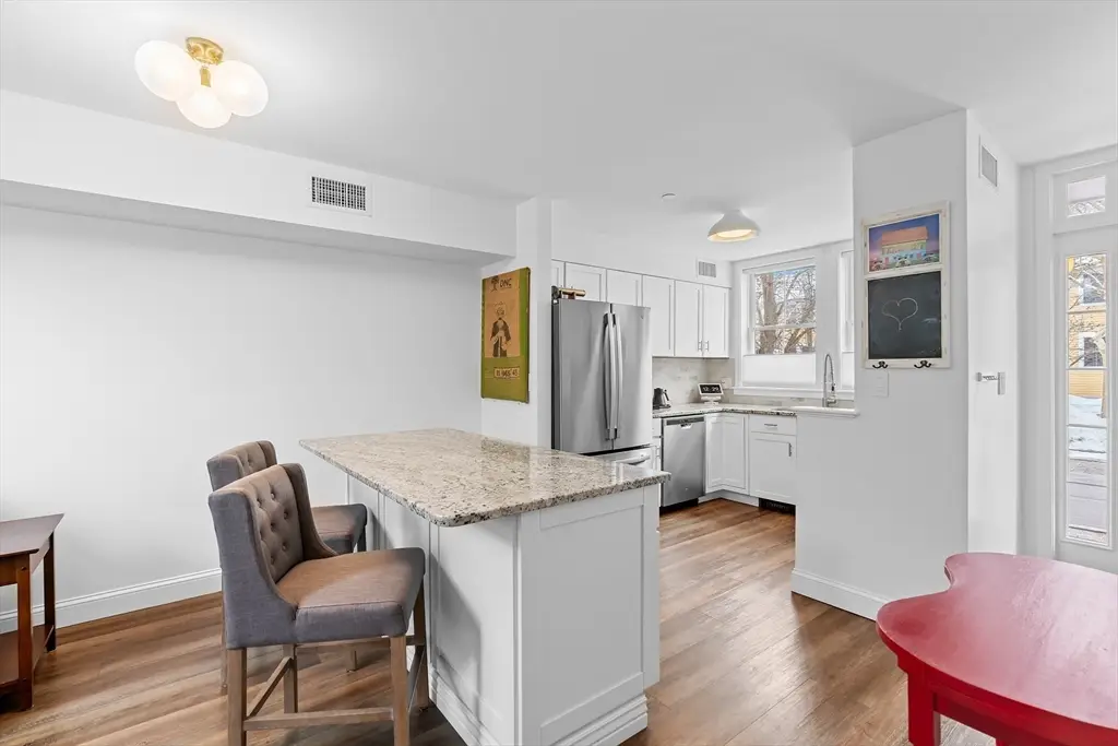 129 Merrimac #9, Newburyport, MA 01950 - #1