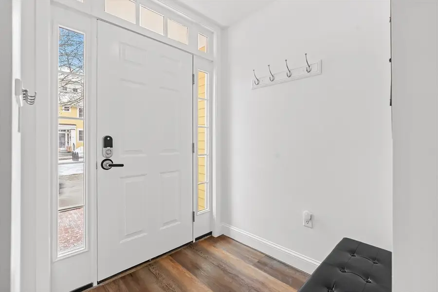 129 Merrimac #9, Newburyport, MA 01950 - #3