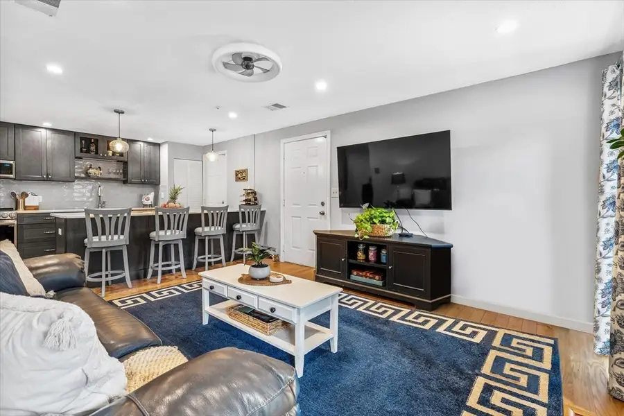 34 Walden Dr #5, Natick, MA 01760 - #3