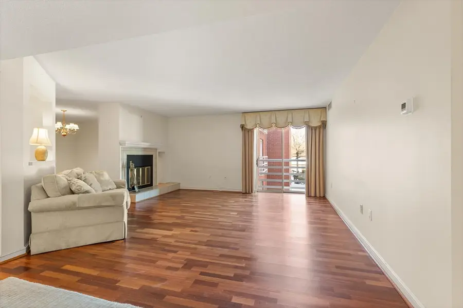 380 Place Ln #380, Woburn, MA 01801 - #3