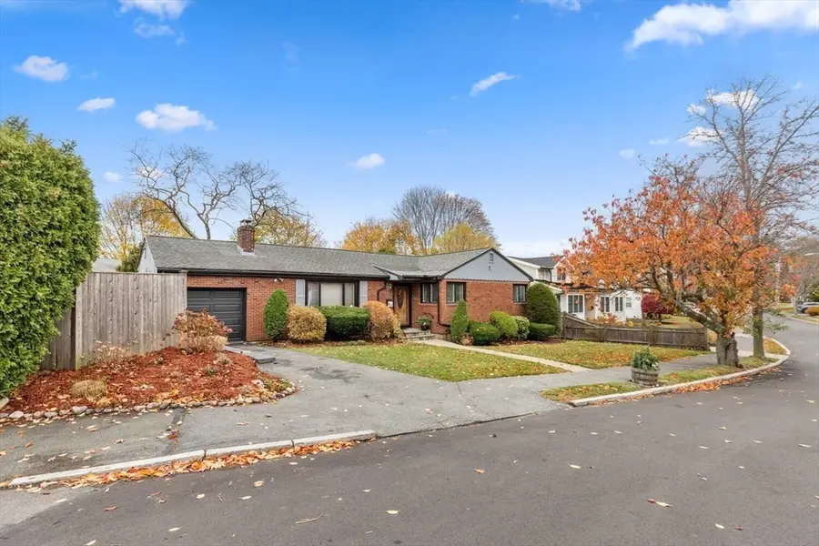 35 Alden Rd, Swampscott, MA 01907 - #3