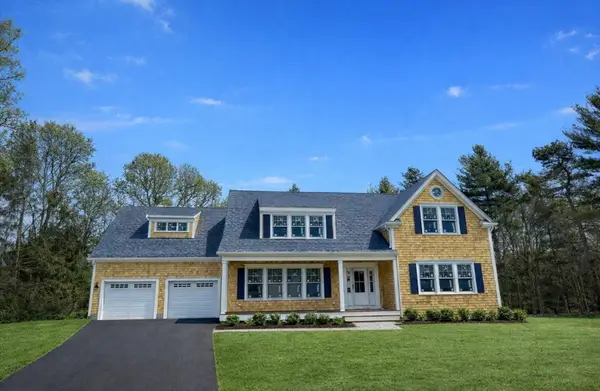 15 Oak Avenue, Bourne, MA 02534