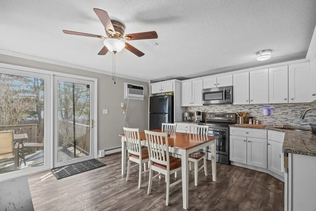 1638 Plymouth St #1638, East Bridgewater, MA 02333 - #1