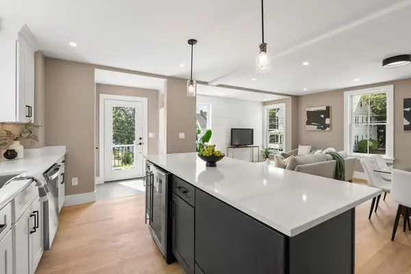 71 Whites Ave #71, Watertown, MA 02472