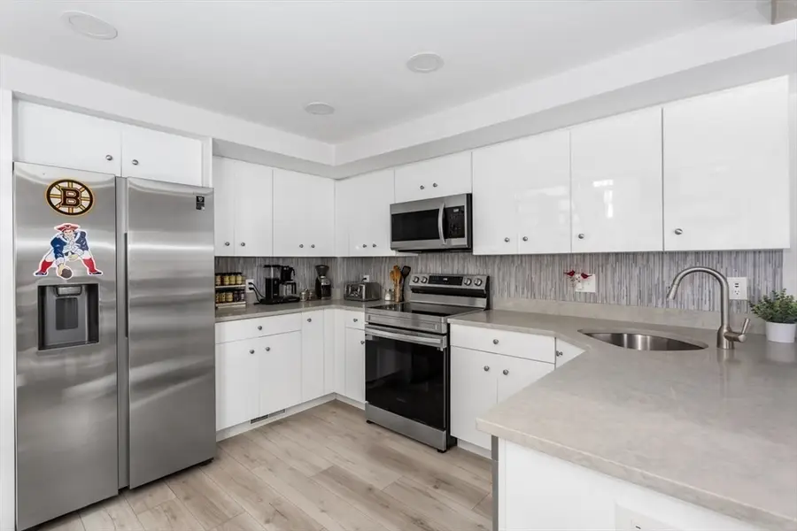 2 Kendall St #2, Walpole, MA 02081 - #2