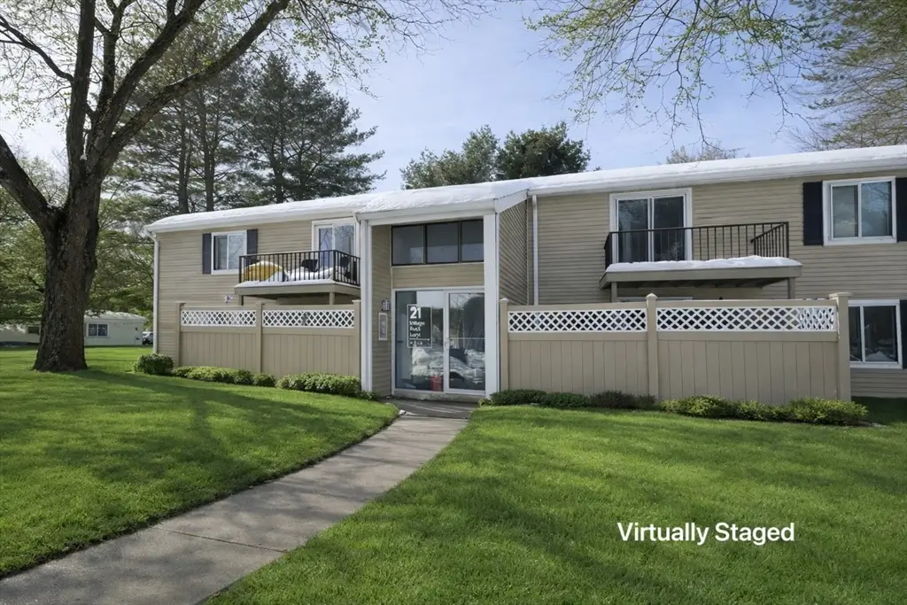 21 Village Rock Ln #4, Natick, MA 01760 - #1