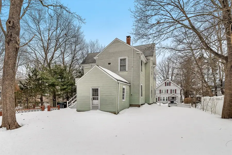 28 Linden Pl, Dedham, MA 02026 - #3