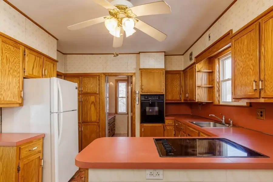 158 Oak Street, Gardner, MA 01440 - #2