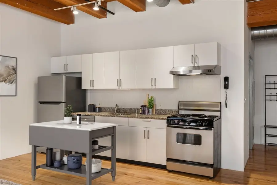 21 Wormwood St #323, Boston, MA 02210 - #3