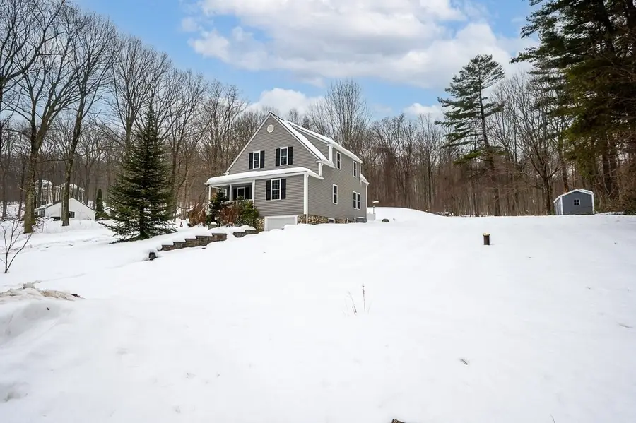 634 Oxford St South, Auburn, MA 01501 - #3