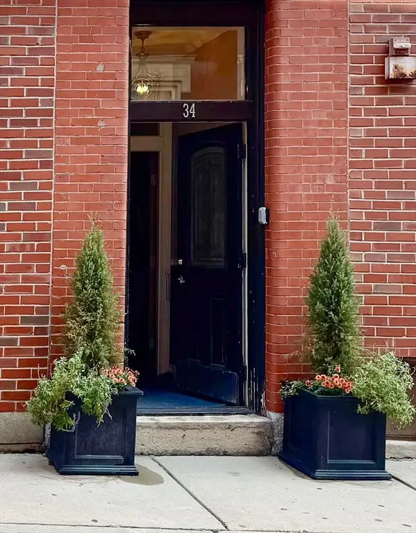 34 Clark #2, Boston, MA 02109 - #2