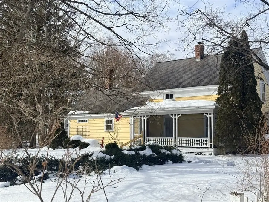 8 Maple Street, Upton, MA 01568 - #2