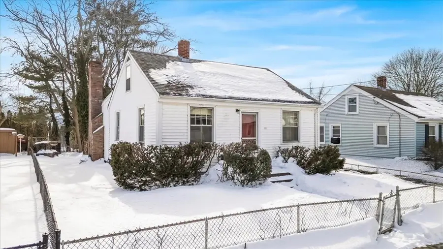 13 Hawthorne St, Fairhaven, MA 02719 - #2