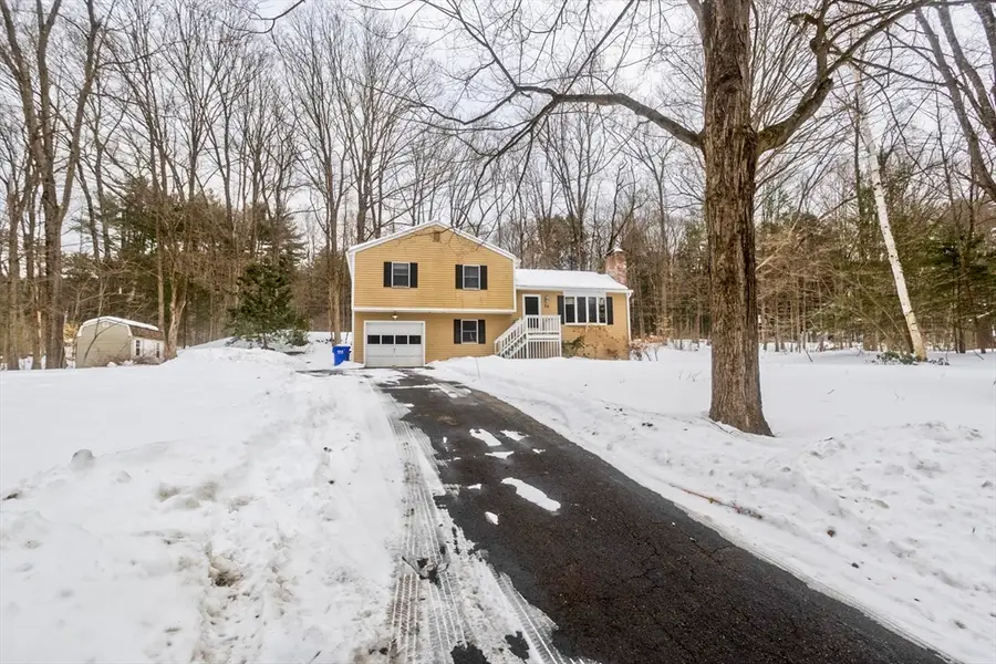 26 Falls Rd, Sunderland, MA 01375 - #3