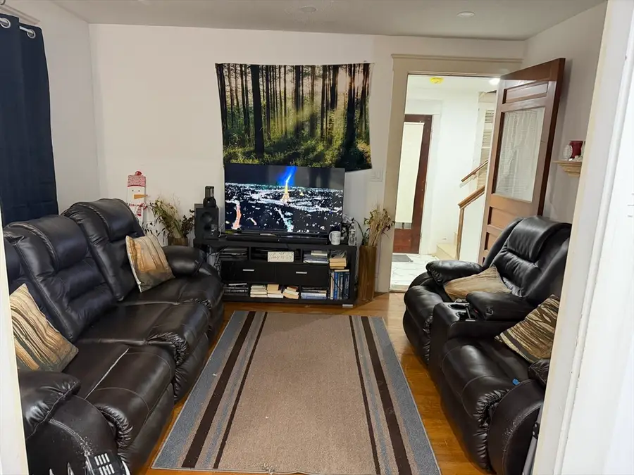 52 Quincy St, Holbrook, MA 02343 - #3