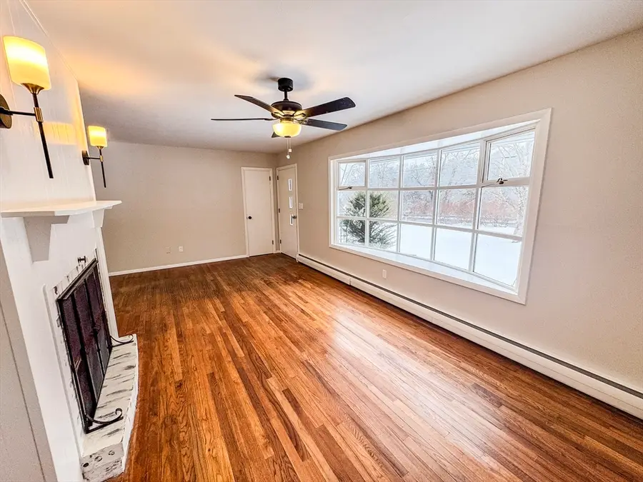 858 N Woodstock Rd, Southbridge, MA 01550 - #3