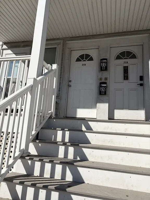 20 Ferry St #B, Everett, MA 02149