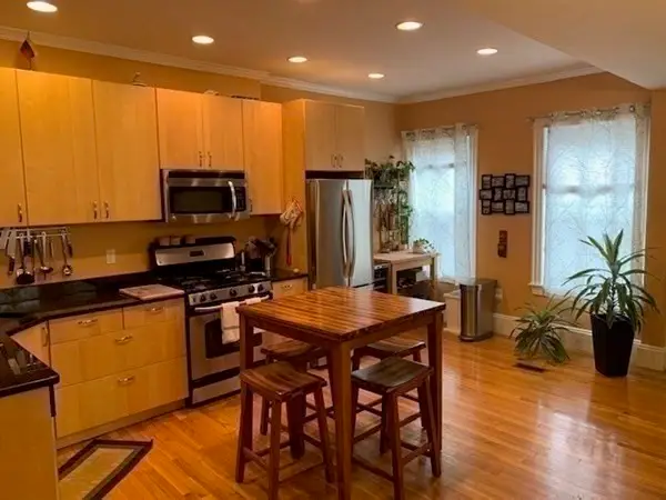 37 Mt Vernon #1R, Boston, MA 02125 - #3