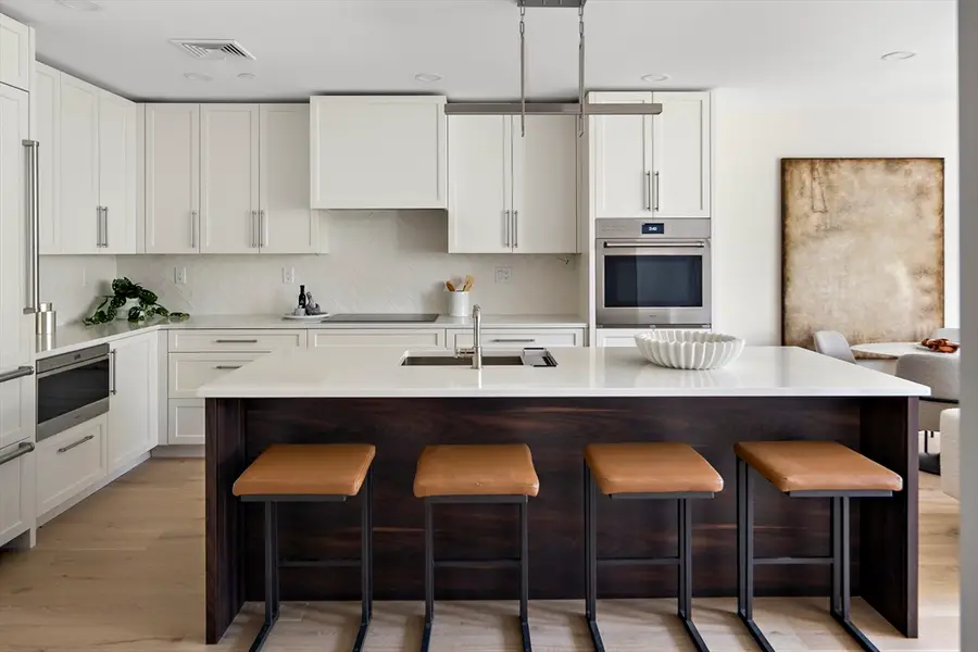 20 Kinmonth Rd #4, Newton, MA 02468 - #2