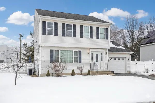 44 Naismith St, Springfield, MA 01104