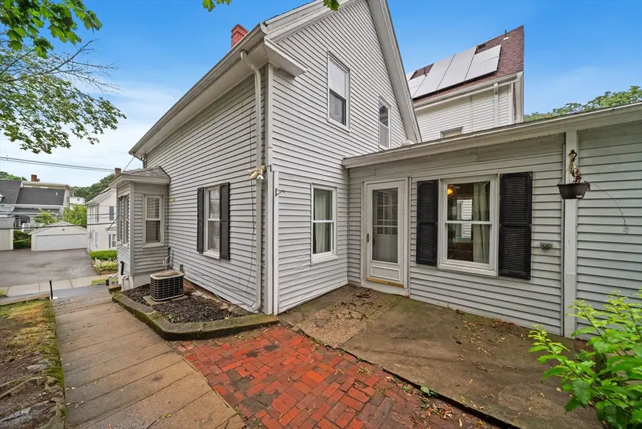 91 Oakwood Avenue, Lynn, MA 01902 - #3