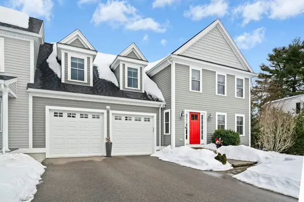 82 Pleasant Street #82, Medfield, MA 02052