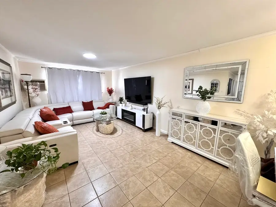 311 Pawtucket Blvd #3, Lowell, MA 01854 - #3