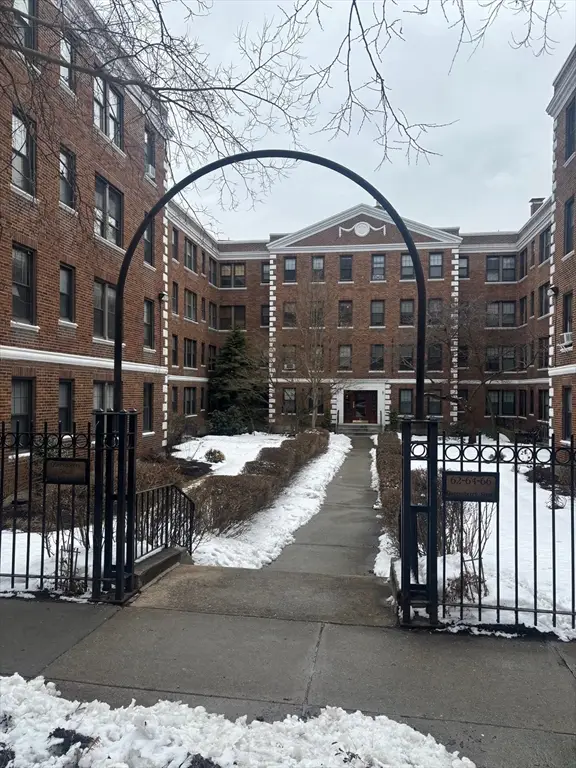 64 Queensberry St #114, Boston, MA 02215 - #2