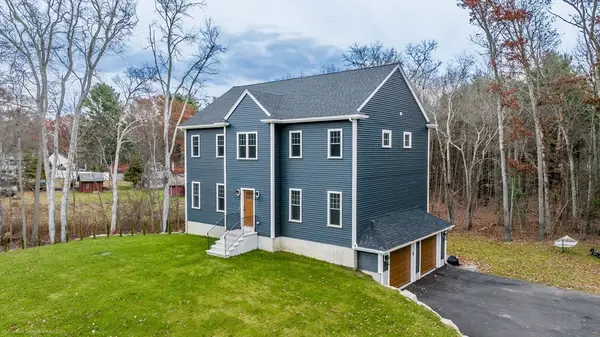 111 Dunbar St, Taunton, MA 02780