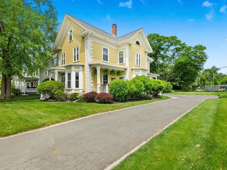 5 Holten St, Danvers, MA 01923 - #3