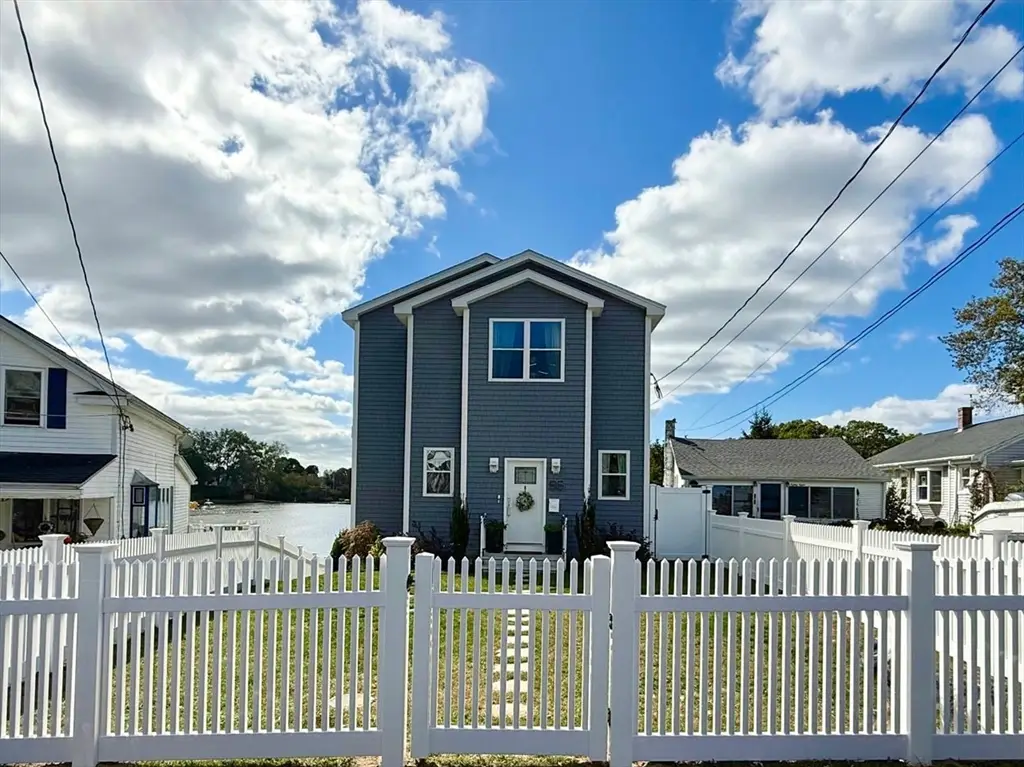 86 Ocean View Ave, Swansea, MA 02777 - #1