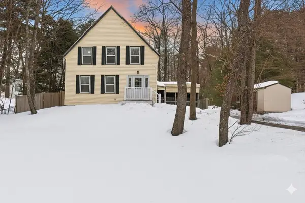 32 Summer Street, Georgetown, MA 01833