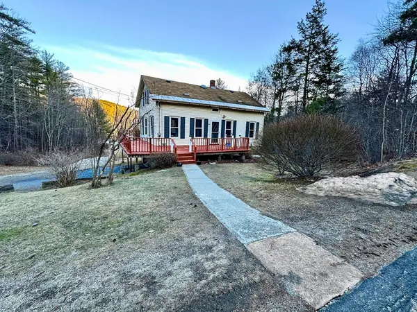 13 Bray Rd, Buckland, MA 01370