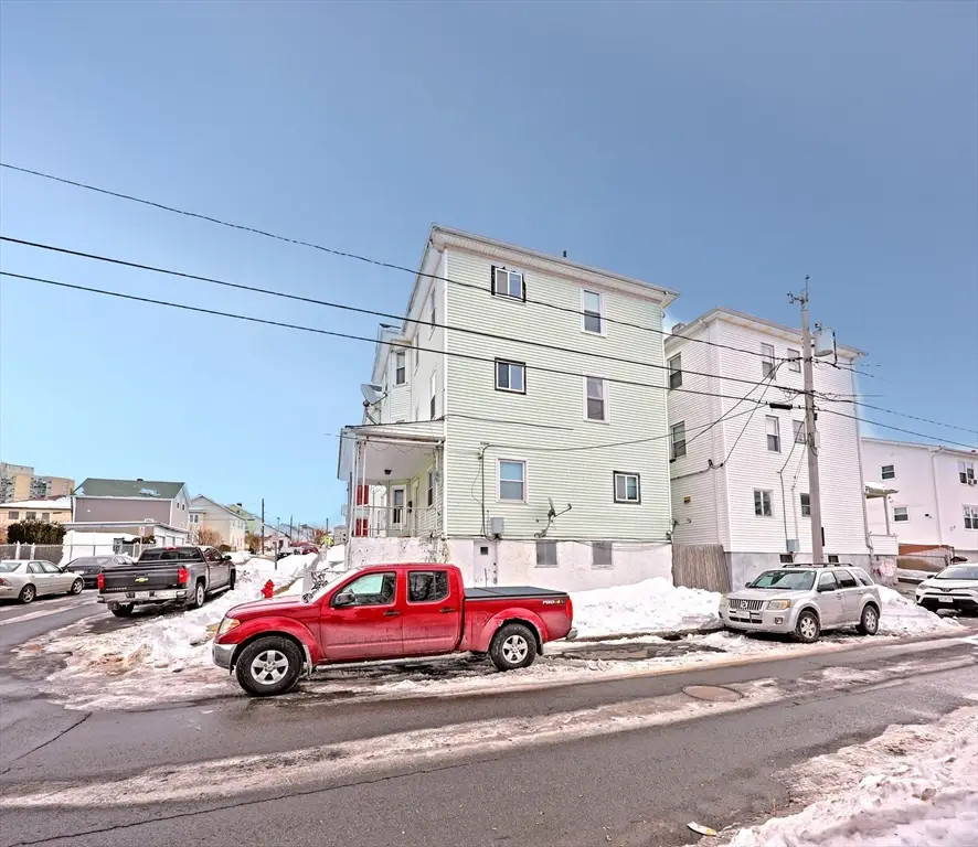 3-15 Edgemond Street, Fall River, MA 02723 - #3